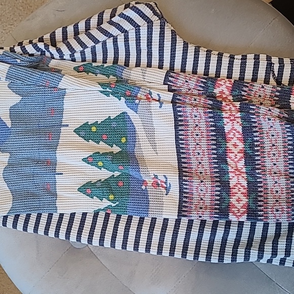 Old Navy Pajama Bottoms - Picture 2 of 3